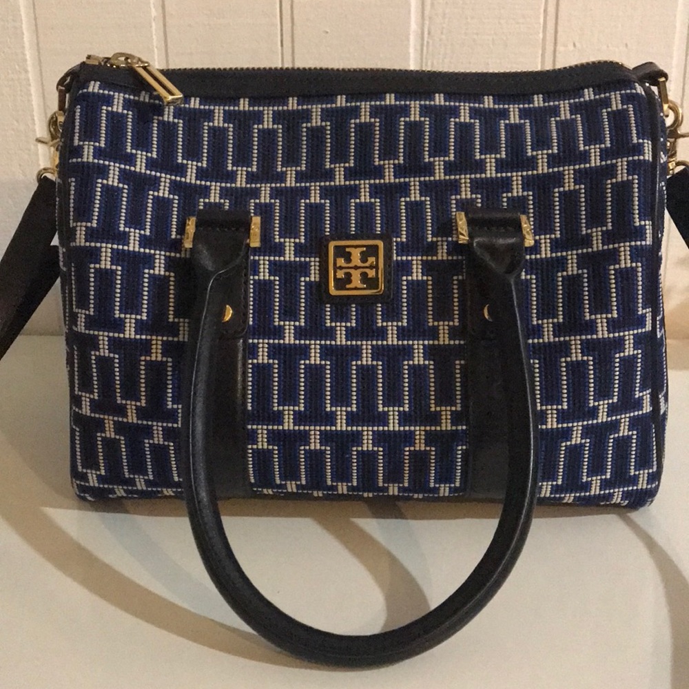 ⭐️SOLD⭐️Textured Tory Burch Handbag